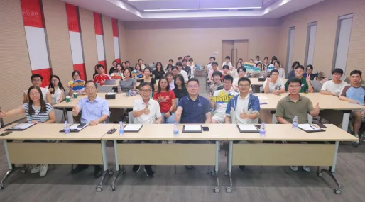 老师,您看到了吗?生命科学的未来,在这里!——2025年华大秋季特种兵式人才集训圆满结营